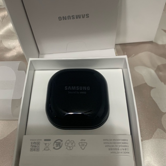 Samsung Headphones Bean Earbuds By Samsung Poshmark